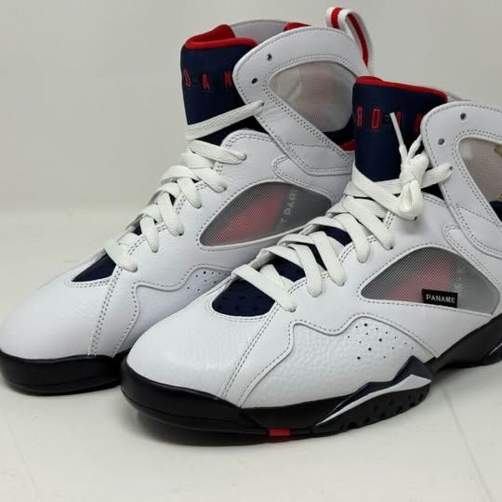 Air Jordan 7 BCFC Paris Saint-Germain